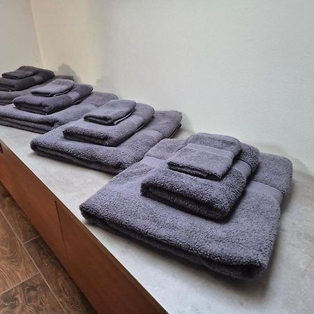 Toelgyes Apartmanhaz Segedyn Zewnętrze zdjęcie